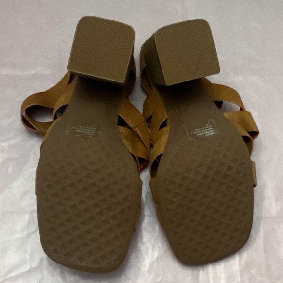 AEROSOLES SHOES - Picture 6 of 10